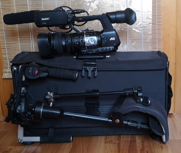 JVC GY-HM600 ProHD videokamera